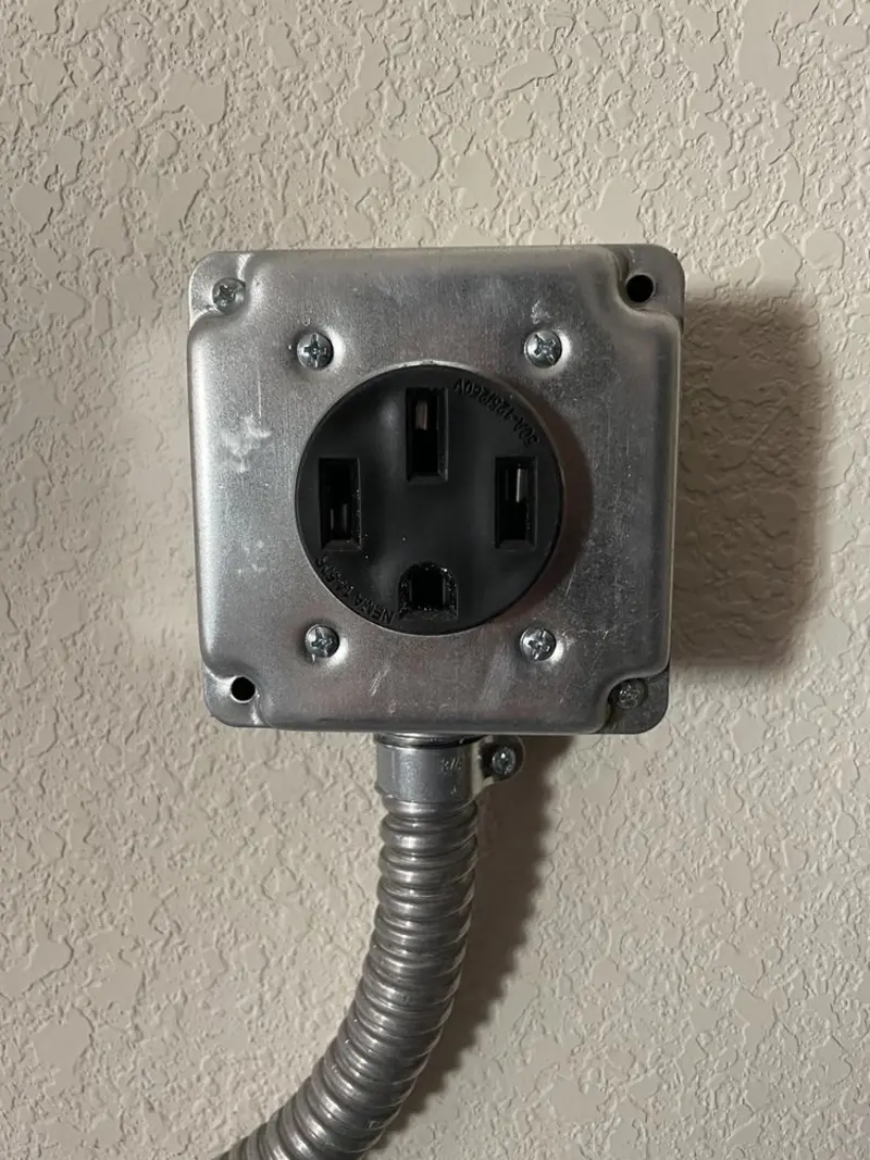 NEMA 14-50 outlet installed for Smart Home Electrical in North Riverside